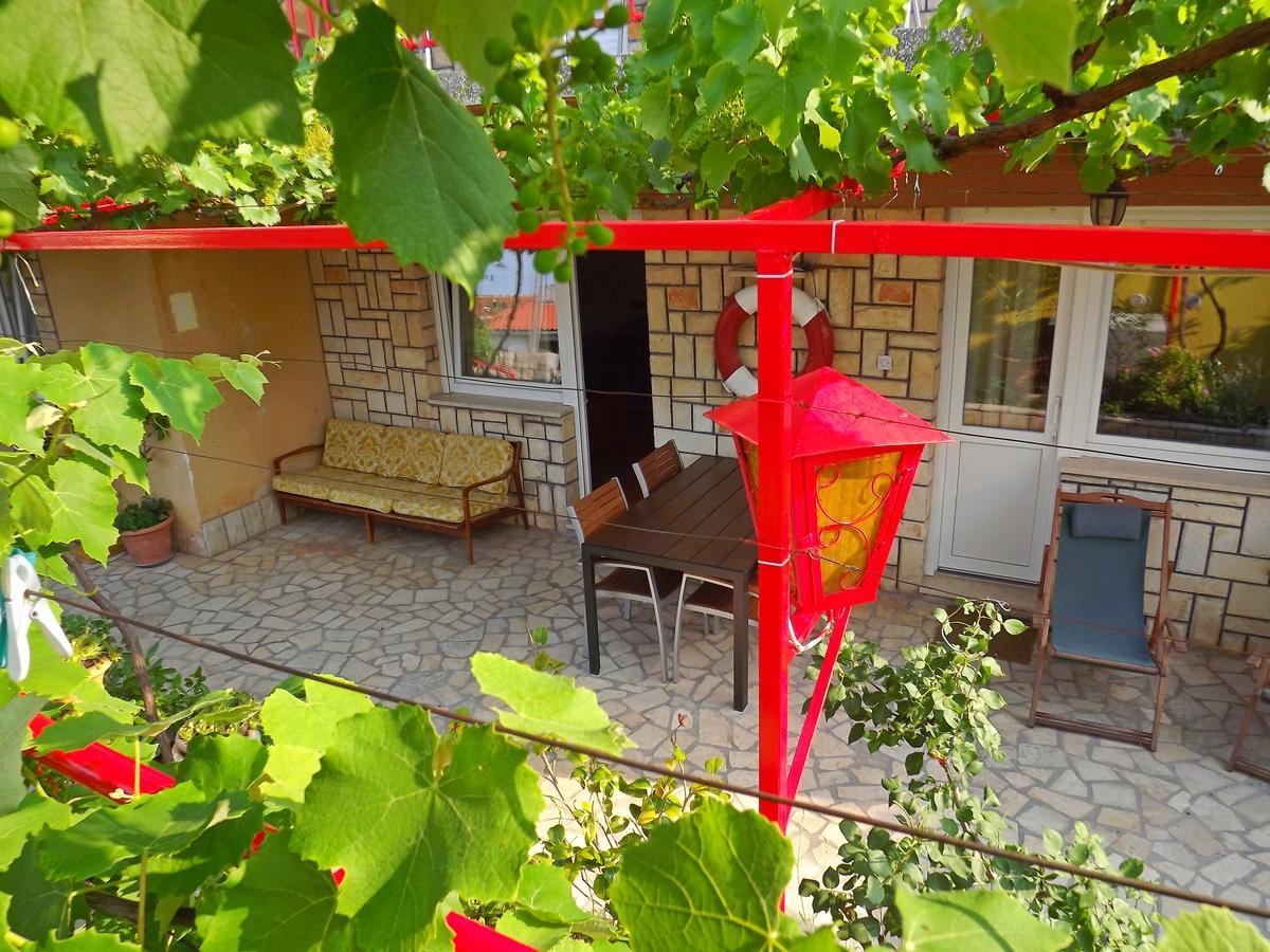 Apartments Maricic 200 Meters From The Beach Novi Vinodolski Eksteriør bilde