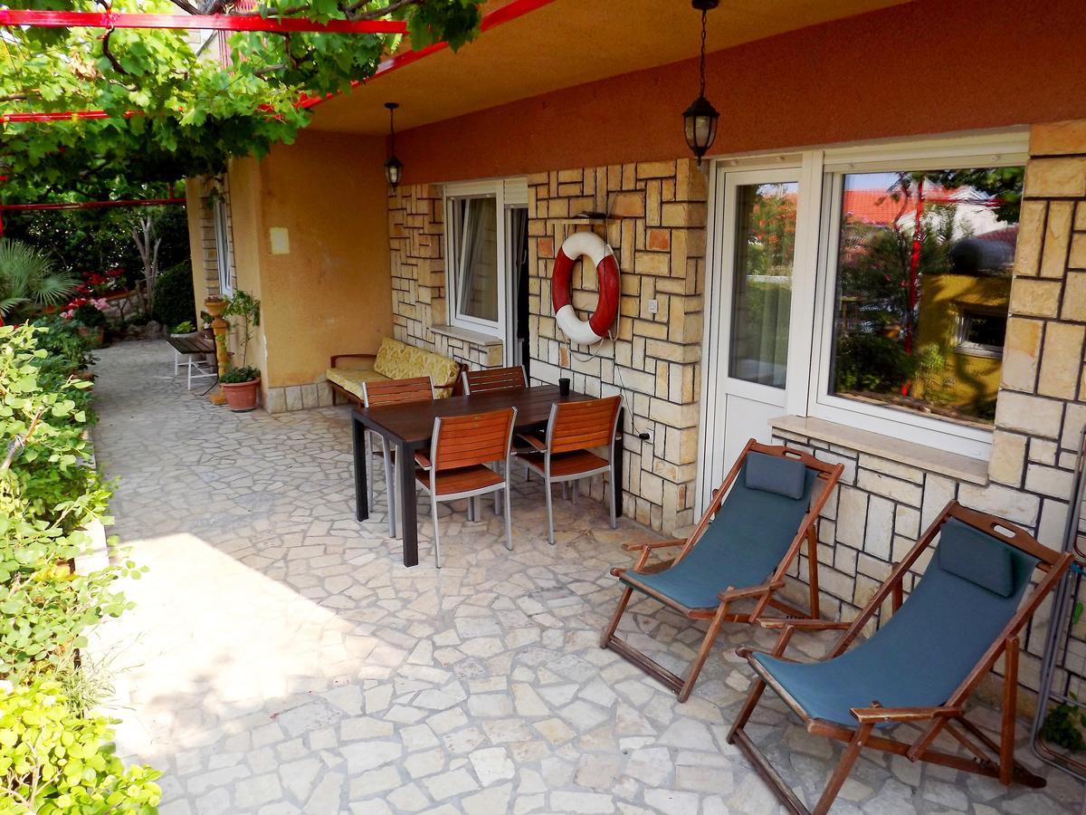 Apartments Maricic 200 Meters From The Beach Novi Vinodolski Eksteriør bilde