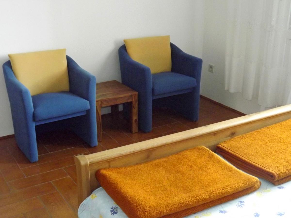 Apartments Maricic 200 Meters From The Beach Novi Vinodolski Eksteriør bilde